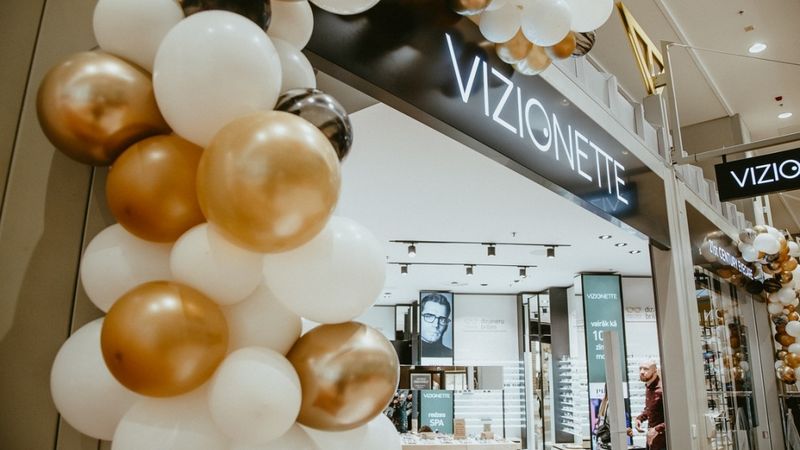Papildināta - FOTO: Pirmā optikas salona VIZIONETTE izveidē investēti 150 tūkstoši eiro