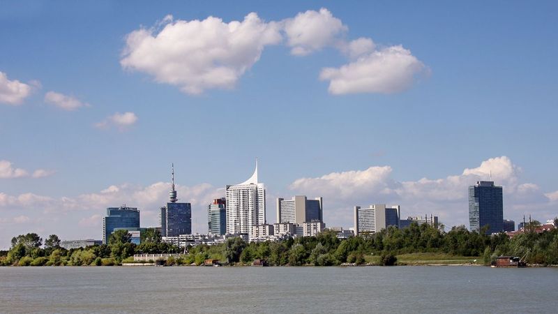 Dzīvošanai piecu labāko pilsētu topa augšgalu nepamet Vīne