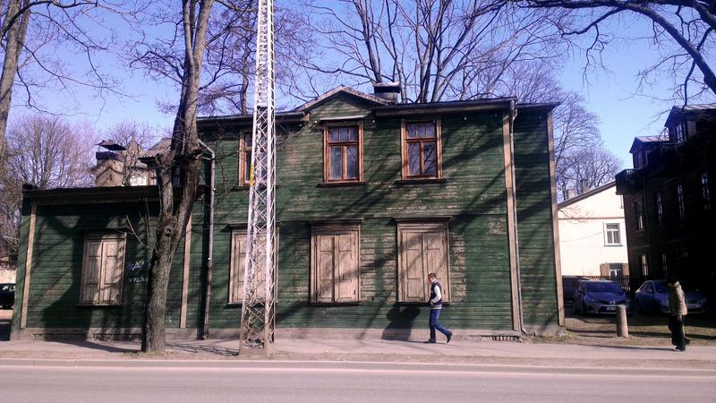 Papildināta - Kalnciema kvartāla ēku par 185 tūkstošiem renovēs SIA Koka Rīga