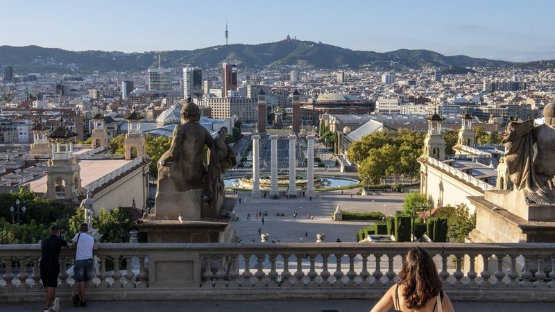 Spānija atver robežas vakcinētajiem cilvēkiem no visas pasaules