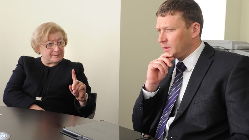 Velmers pametīs maksātnespējas administratoru pulku; par to domā arī citi administratori-advokāti