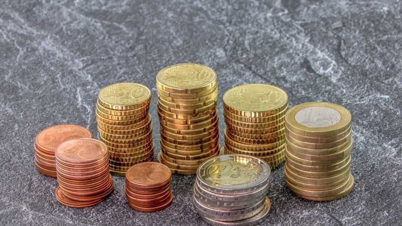 Atbalstu iedzīvotājiem un uzņēmējiem saglabās līdz gada beigām