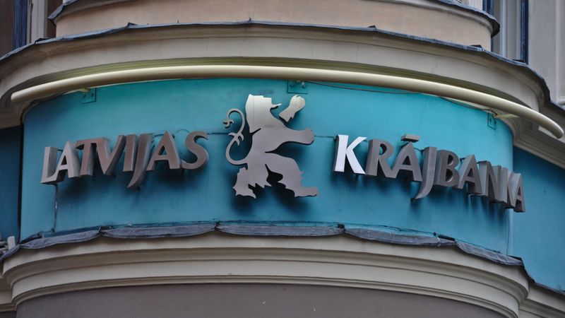 Portāls: ar FKTK «svētību» no Krājbankas aizpludināti 86 miljoni latu