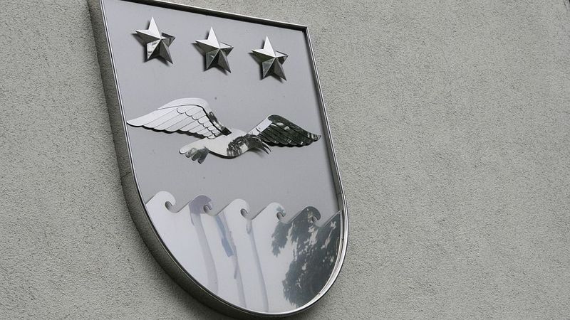 Plāksteris īpašuma nodokļa augonim