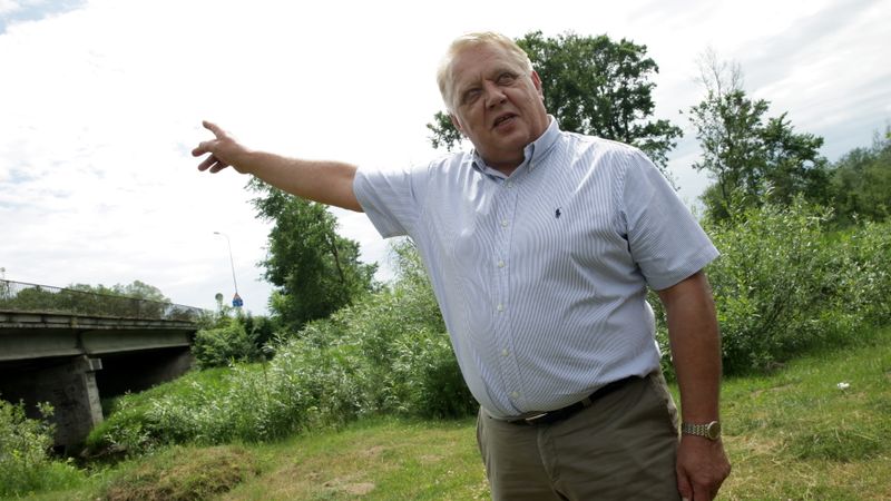 LCB: Ap 60 tiltus vajadzētu slēgt, jo ir bīstami tālāk tos ekspluatēt