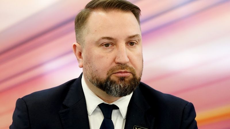 AS Pasažieru vilciens vadītājs atkāpjas no amata