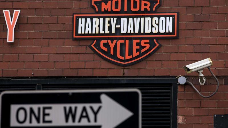 ES: Harley-Davidson lēmums pārvietot daļu ražošanas liecina par tarifu radītām sekām ASV