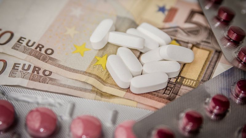 Plāno noteikt jaunus kritērijus aptieku atvēršanai