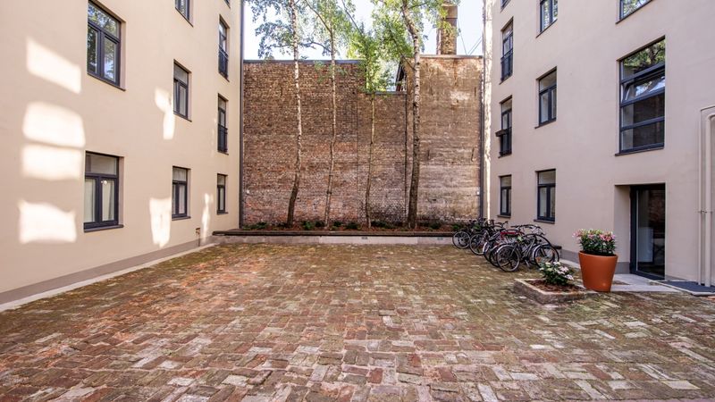 FOTO: Gada balvai Rīgas arhitektūrā izvirzītie objekti tuvplānā – īres nami Krāsotāju ielā 28