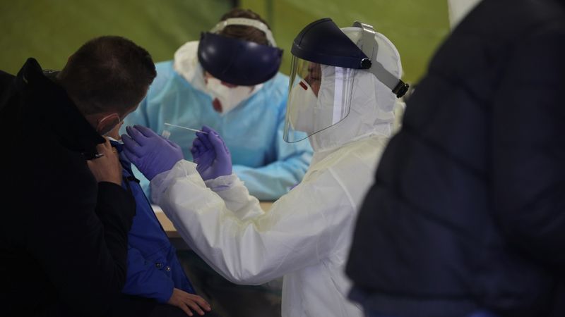 Latvijā ar Covid-19 inficēto skaits sasniedzis 18 personas