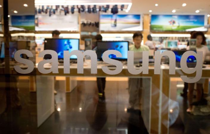 Samsung prezentēs pulksteni, kas darbojas līdzīgi viedtālrunim