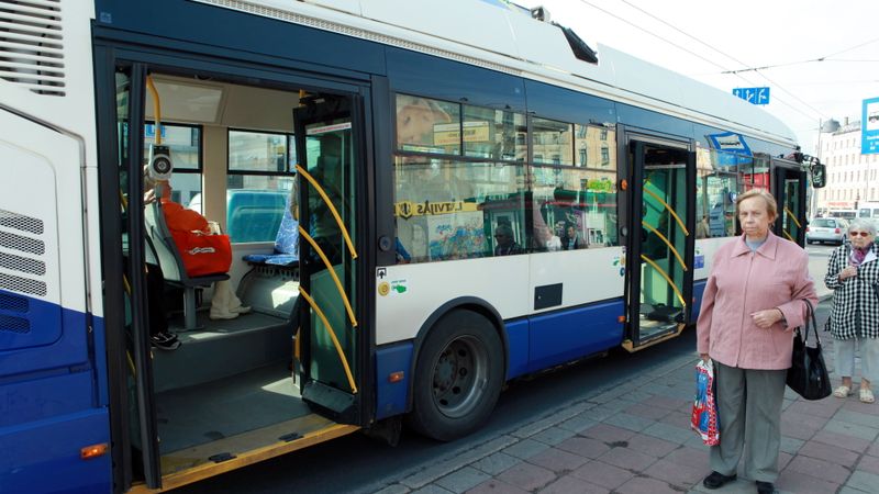 Valsts kontrole veiks revīziju Rīgas satiksmē; skaidros brauciena pašizmaksu