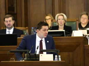 Papildināta - Kaimiņš saglabā KPV LV Saeimas frakcijas priekšsēdētāja biedra amatu