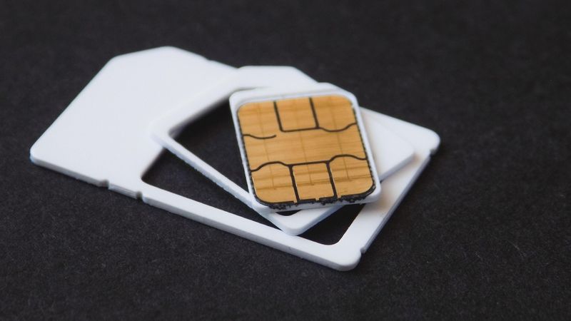Vērtēs obligātu priekšapmaksas SIM karšu lietotāju reģistrāciju no oktobra