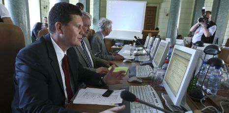 Gerhards: man ir ļoti maz nepieciešamības lietot e-parakstu