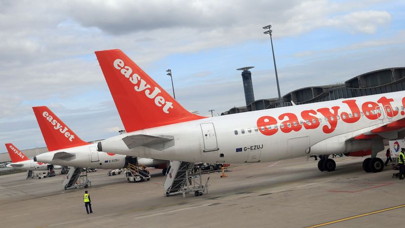 easyJet dibinātājs veidos zemo cenu pārtikas lielveikalu ķēdi