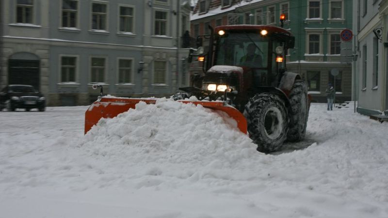 Kubikmetrs sniega Rīgai izmaksā vairāk nekā 6 latus bez PVN
