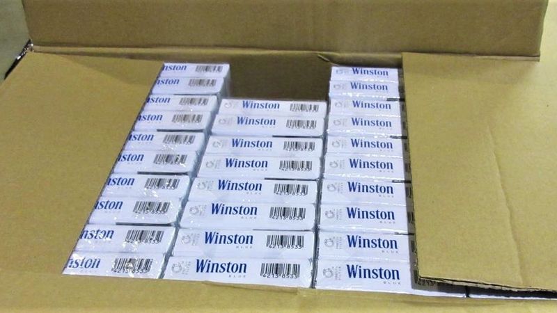 Grebņevā un Ventspilī konstatē 10,5 miljonus kontrabandas cigarešu