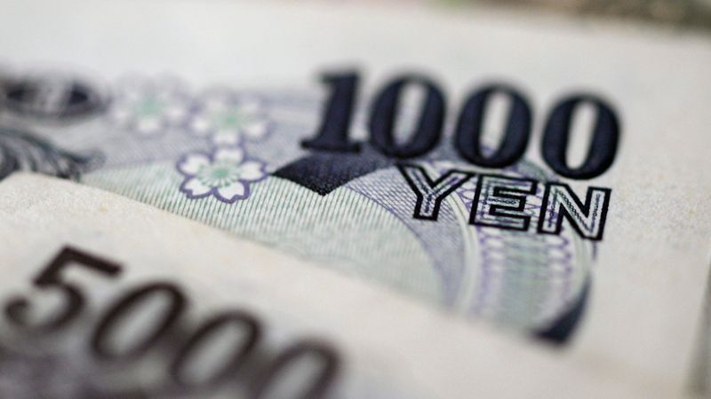 Noguldīt var arī jenās vai rubļos