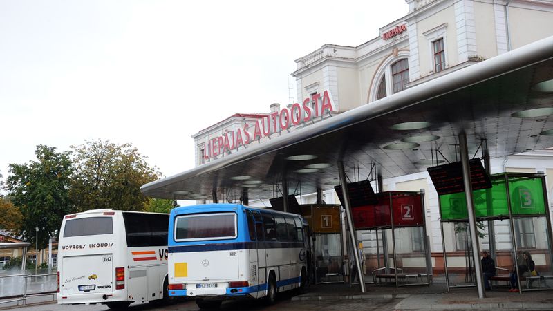 Narvaišs: no vilciena uz autobusu paspēt nevar plānošanas reģionu neelastības dēļ