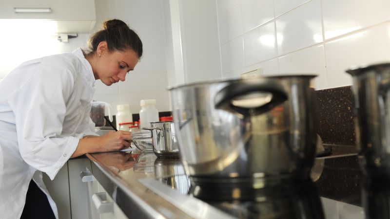 Kā top?: Spilvas tomātu mērce