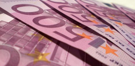 Zviedrijā, Dānijā un Lielbritānijā krīt atbalsts eiro