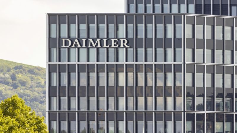 Lai ietaupītu miljardu eiro, Daimler likvidēs daļu darbavietu