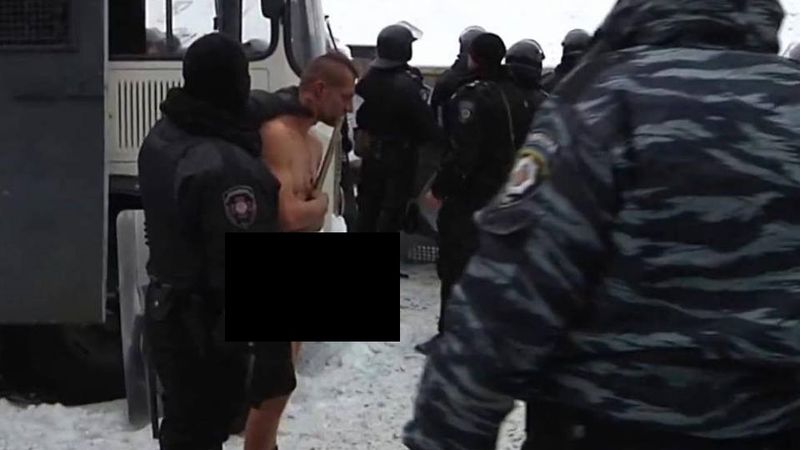 Ukrainā protesti izplešas ārpus Kijevas; sarunas bez vērā ņemama rezultāta
