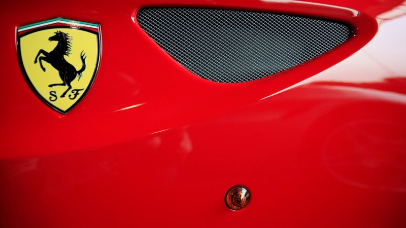 Ferrari elektrisko automobili tirgū plāno laist tikai pēc 2025.gada