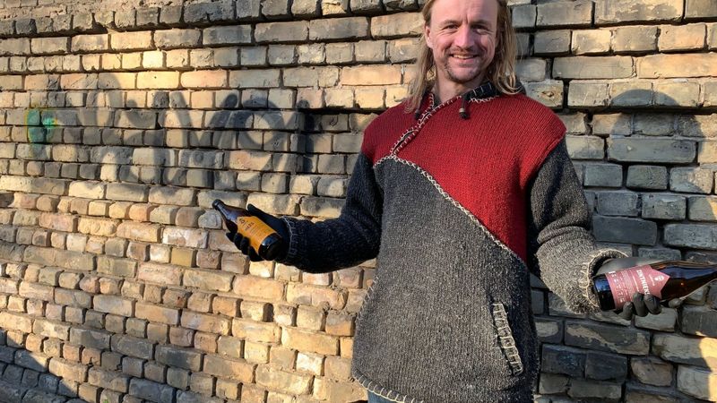 Labietis klusumu bāros kompensē ar piegādēm