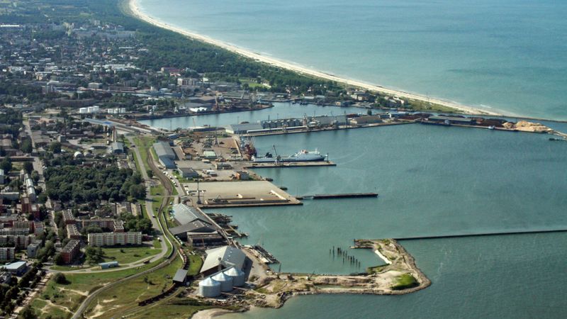 Liepājas osta iegūst jaunu piestātni