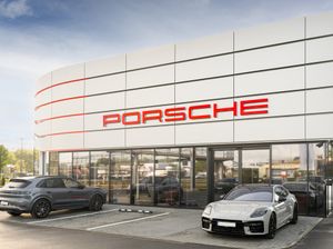 RIB piešķirtais finansējums ļāvis atvērt Porsche autosalonu Rīgā