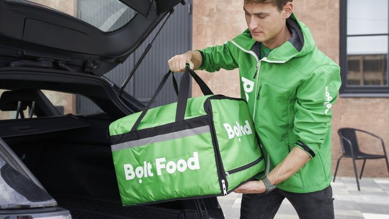 Apollo Group ēdienu piegādē sadarbosies ar Bolt Food