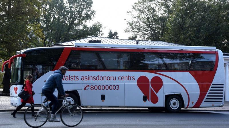 Donoru skaits Latvijā sarucis uz pusi