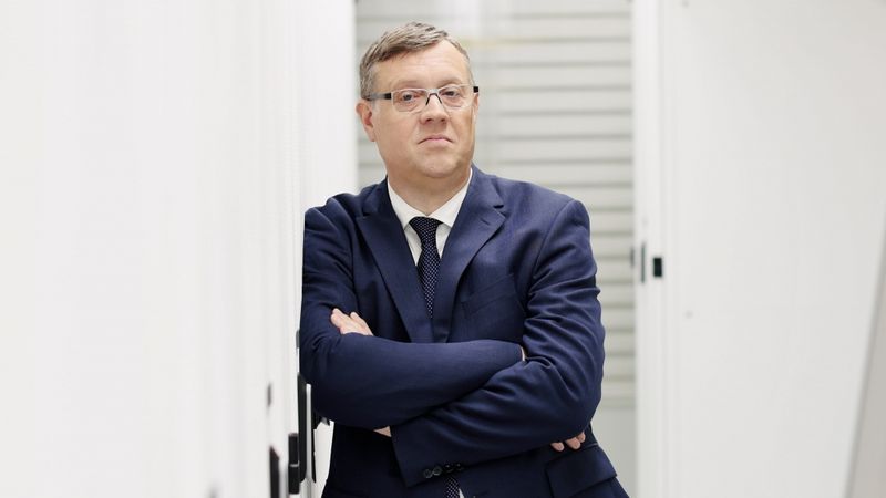 DEAC paplašinās, jo MI apetīte aug ēdot