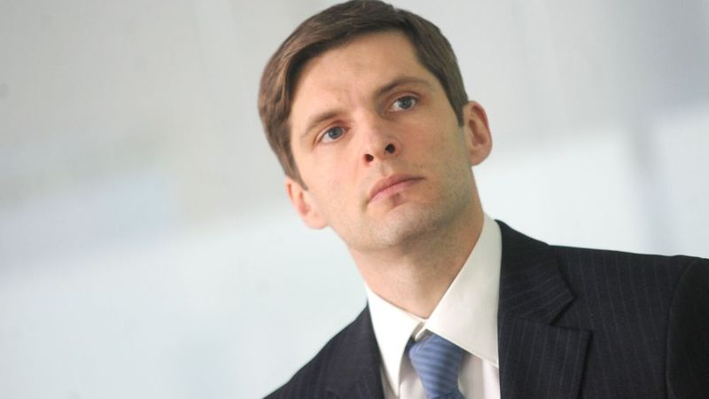 Eksperti: Algām pieaugot, iedzīvotāji pērk vairāk