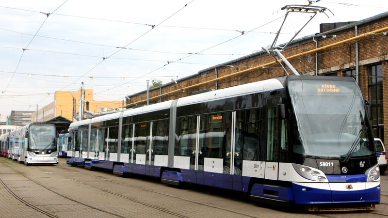 Rīgā kursēs vēl garāki zemās grīdas tramvaji