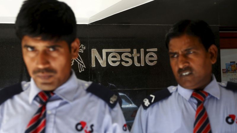 Pēc regulatoru noteiktā aizlieguma Nestle Indijā iznīcina nūdeles 3,2 miljardu rūpiju vērtībā