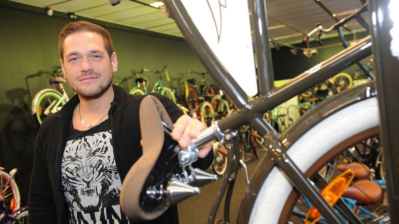 Velo pārdošanas ritenis ir iegriezies