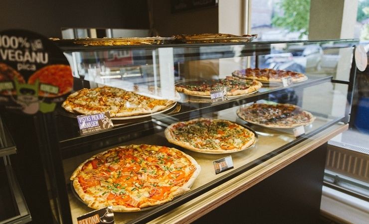 Pica Lulū pāriet uz bezkontakta norēķiniem