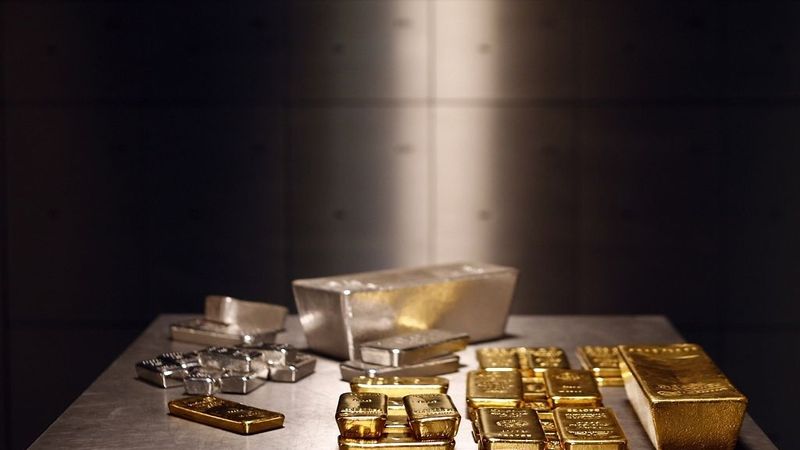 Investori pievēršas drošiem aktīviem