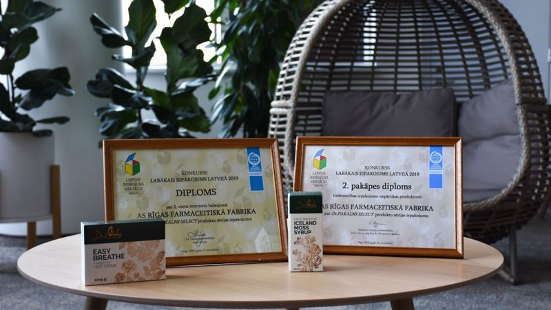 Godalgota Rīgas Farmaceitiskās fabrikas zīmola produktu līnija Dr.Pakalns SELECT