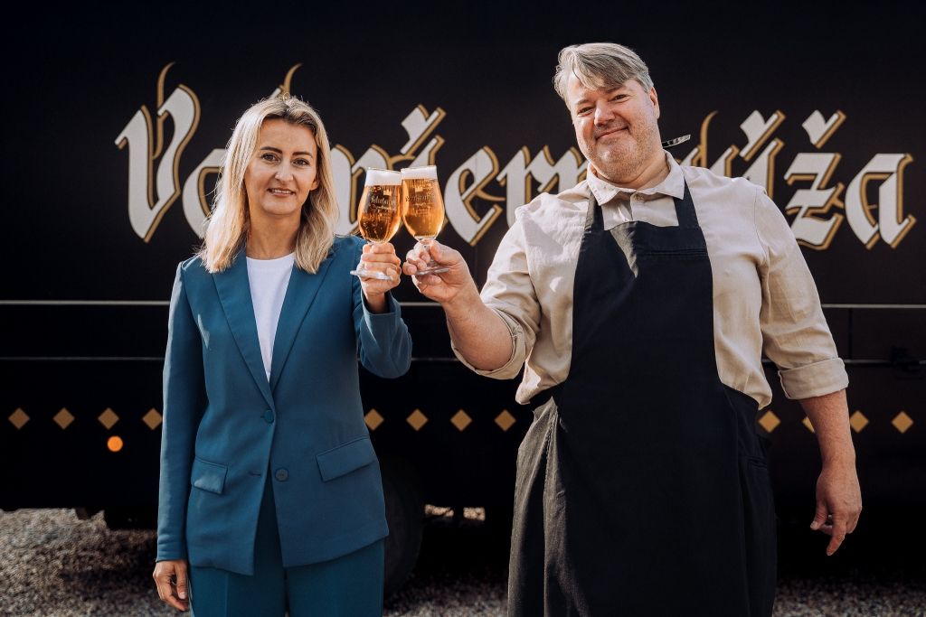 Publicitātes foto