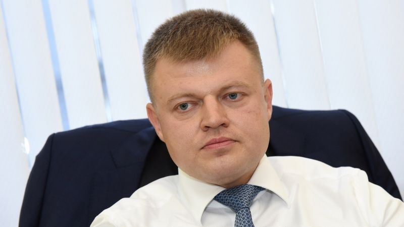 Rebenoks tiesā un UR apstrīdējis lēmumu reģistrēt pie Olainfarm ieejas apstiprināto padomi