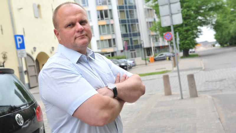 Darbs ir pakalpojumos