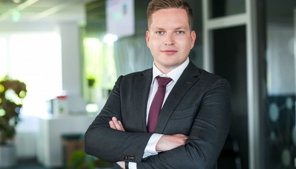 Aicina Kariņu pārskatīt valsts īstenoto cilvēkkapitāla attīstības politiku