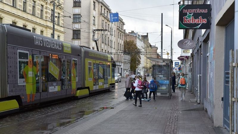 Līdz aprīlim izstrādās risinājumus Krišjāņa Barona ielas pārveidošanai