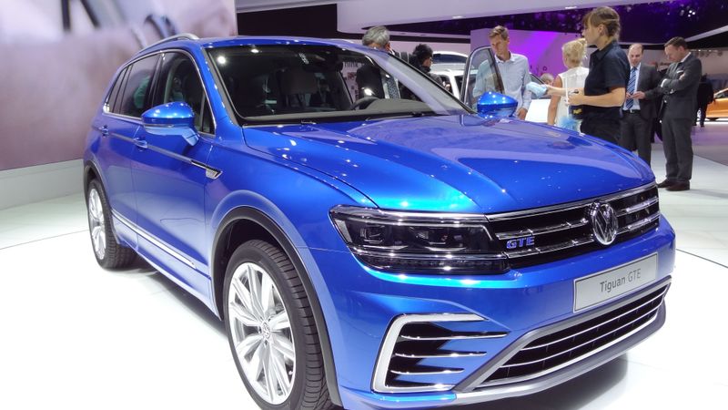 Džipveidīgo parāde Frankfurtes autoizstādē