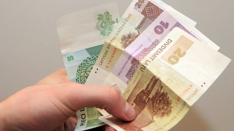 EM šogad paredz straujāku tautsaimniecības izaugsmi