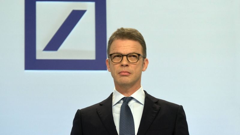 Deutsche Bank vadītājs Zēvings pērn nopelnījis septiņus miljonus eiro